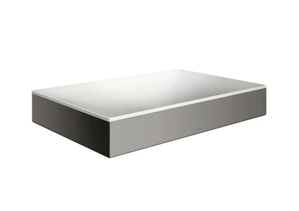 Schwarze, rechteckige Ablage von AXOR mit flacher Oberfläche und geraden Kanten. Keine sichtbaren Hahnlöcher oder Überlauf. Einfaches, minimalistisches Design.